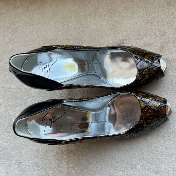 Giuseppe Zanotti Gold & Black Patent Leather Stiletto Heels EU 39 US 8 - 8.5 - Picture 9 of 16